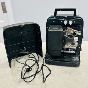 Vintage Bell & Howell Model 256 Autoload 8mm projector~Tested Without Film~READ